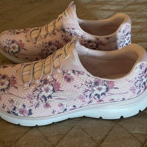 Womens Skechers Shoes